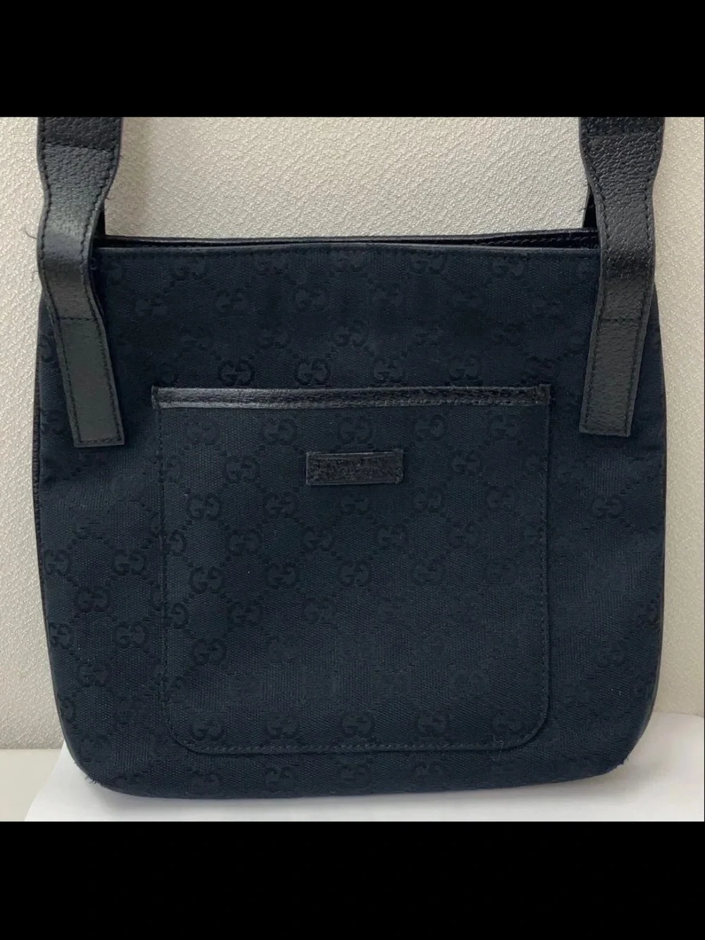 Gucci Black GG Canvas Messenger Shoulder Bag